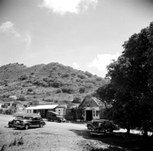 Een bar bij Jan Christiaan aan de Westkust op Curaçao, Bestanddeelnr 252-7449
