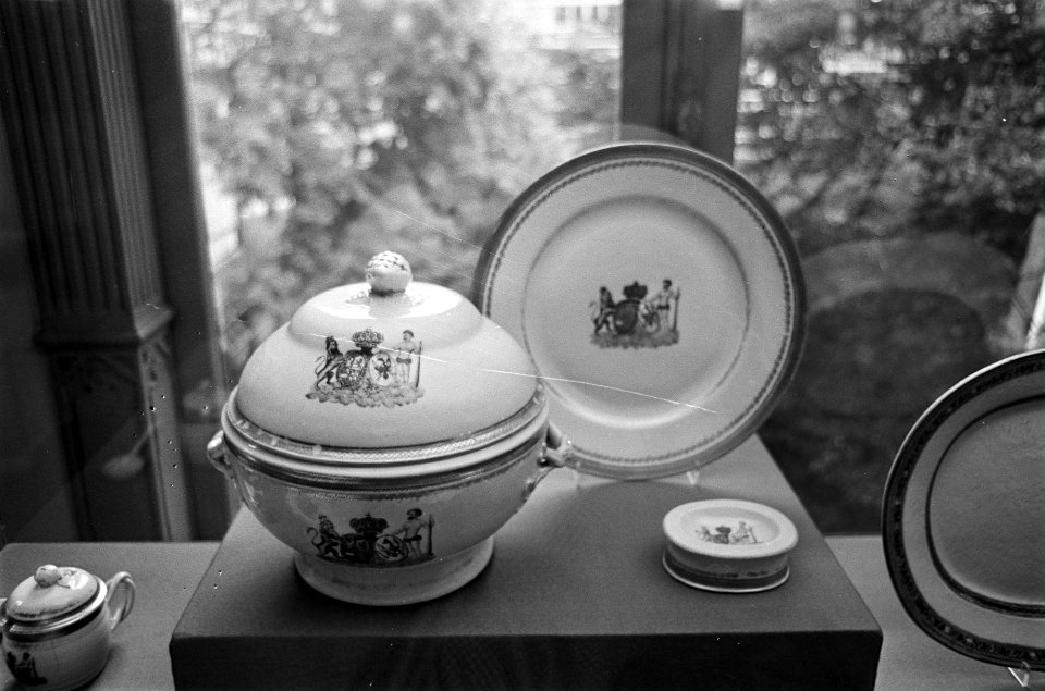 Een deel van het servies van Willem V, Bestanddeelnr 921-6331