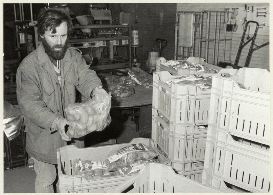Een kijkje bij Aardappelgrossierderij de Boer, Jan van Krimpenweg 1h 14 ( Waarderpolder)