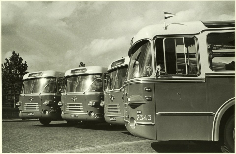 Een deel van het tourwagenpark, NL-HlmNHA 5400465033