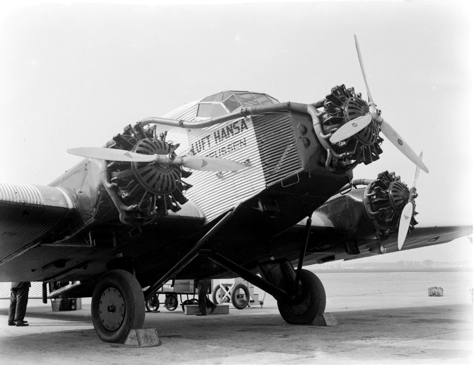 Een Junkers G 31, D-1770 'Preussen' van de Deutsche Luft Hansa AG., Bestanddeelnr 189-0847