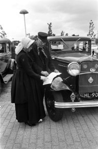 Een boerenechtpaar uit Rijssel doet ook mee, Bestanddeelnr 920-4592