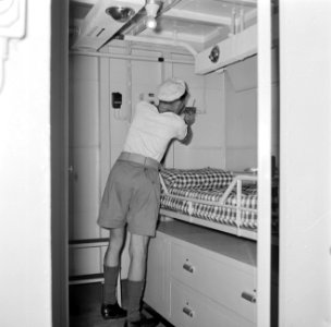 Een hut op HM kruiser De Ruyter, Bestanddeelnr 252-3112