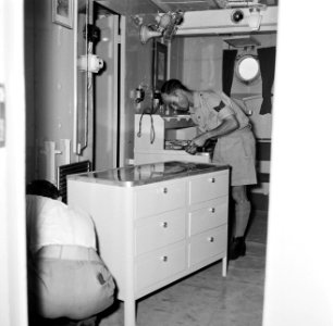 Een hut op HM kruiser De Ruyter, Bestanddeelnr 252-3111