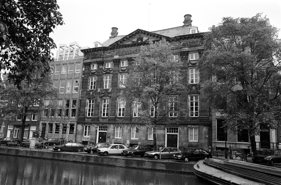 Exterieur van Het Trippenhuis, Bestanddeelnr 934-4535