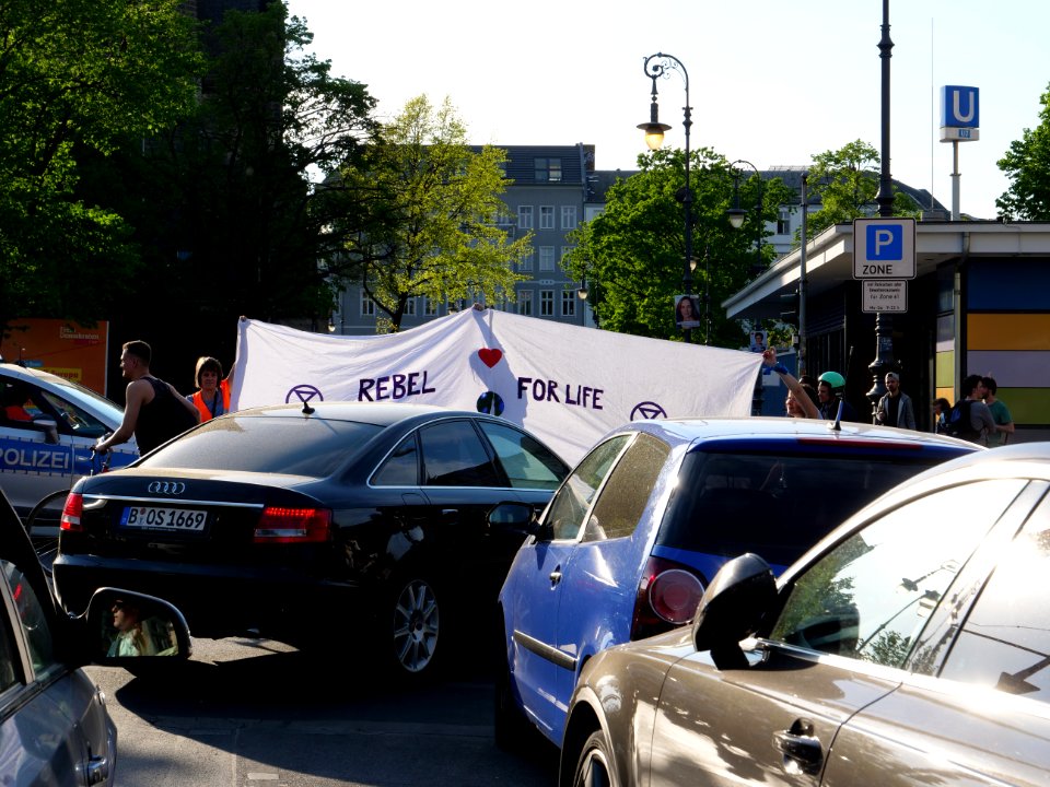 Extinction Rebellion protest Berlin 26-04-2019 40