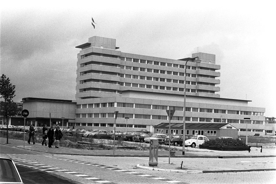 Exterieur van het ziekenhuis, Bestanddeelnr 926-7921
