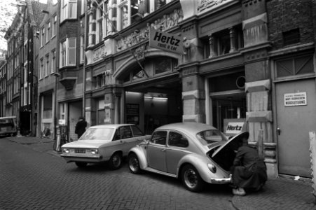 Exterieur Hertz rent a car , Prinsengracht te Amsterdam, Bestanddeelnr 925-8629