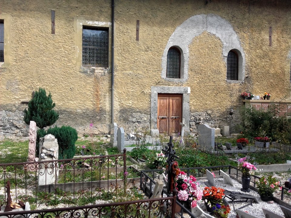 Extérieur de l'Église Saint-Maurice de Montgenèvre, France 03