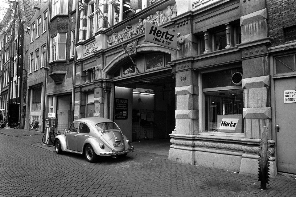 Exterieur Hertz rent a car , Prinsengracht te Amsterdam, Bestanddeelnr 925-8628