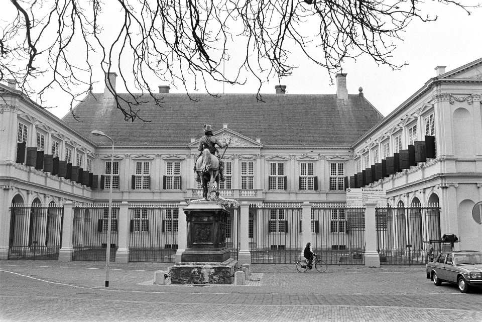 Exterieur Paleis Noordeinde in Den Haag, Bestanddeelnr 932-8293