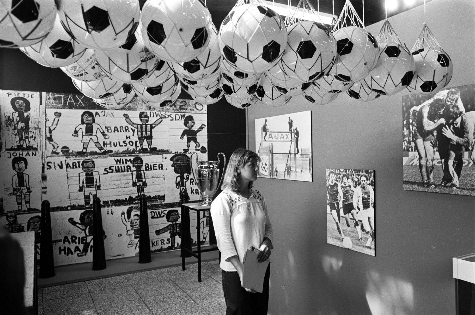 Expositie Sport in Beweging in het Amstelpark waaronder het gedeelte over de E, Bestanddeelnr 928-0978