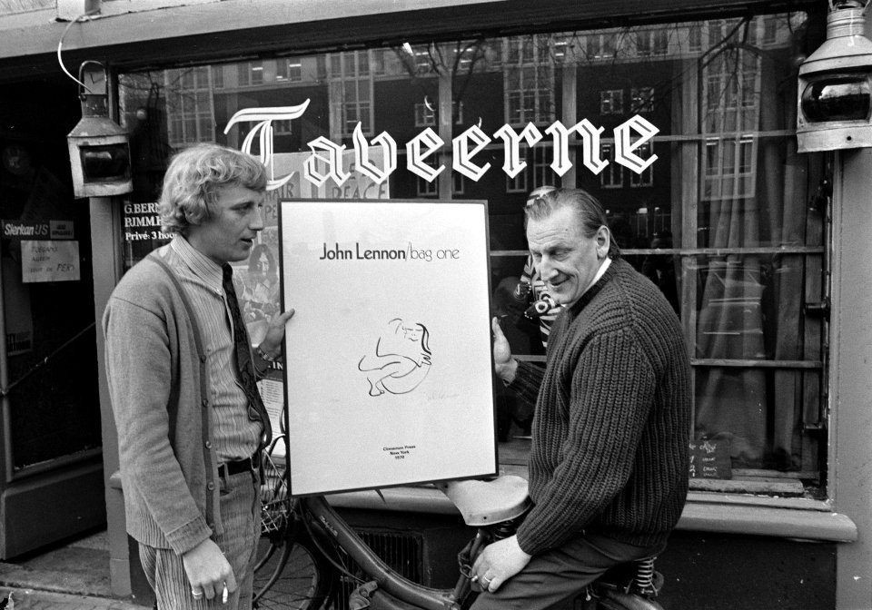 Expositie van lithos van John Lennon in galeries P96 en Podulke, Amsterdam. Link, Bestanddeelnr 923-2249