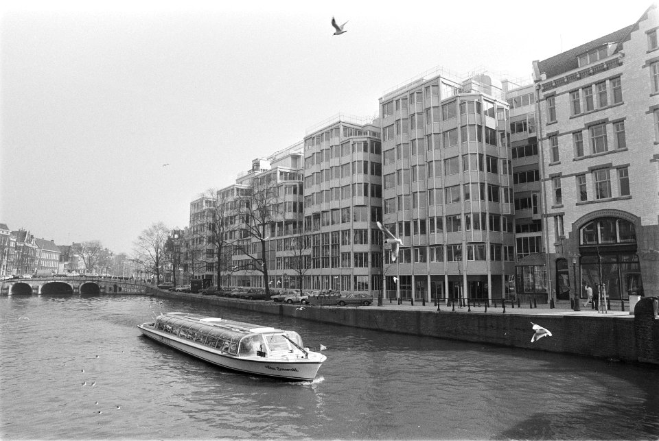 Exterieur nieuwbouw Faculteit der Letteren aan Singel in Amsterdam, Bestanddeelnr 932-9043