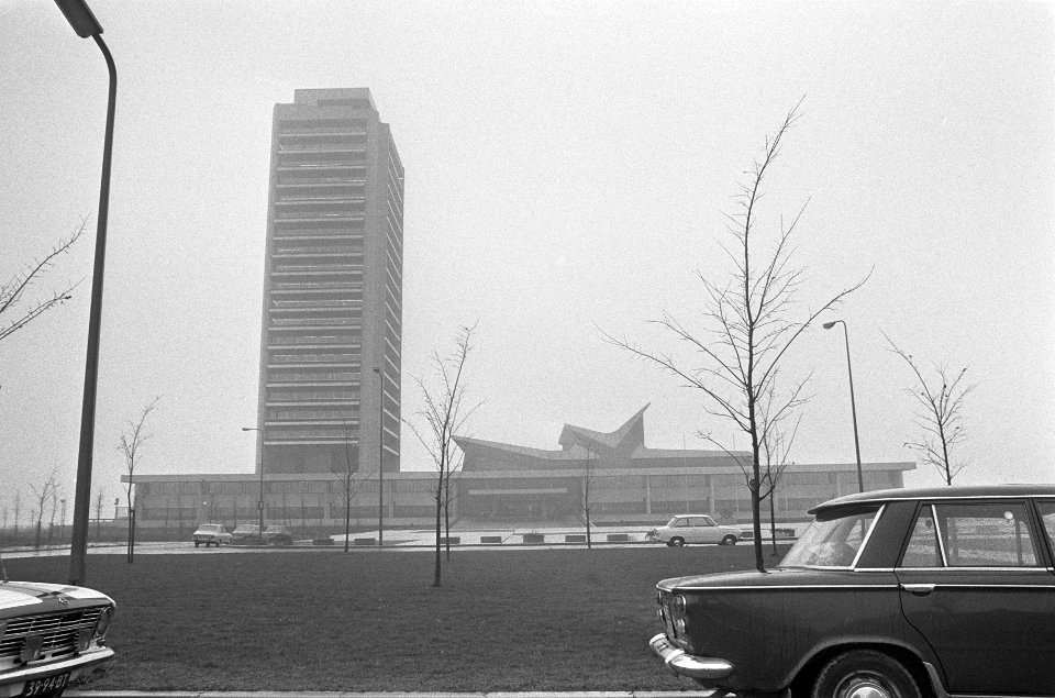 Exterieur Provinciehuis te Den Bosch, Bestanddeelnr 927-0440
