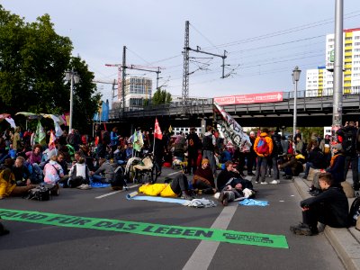 Extinction Rebellion blockade Jannowitzbrücke 2019-10-09 15