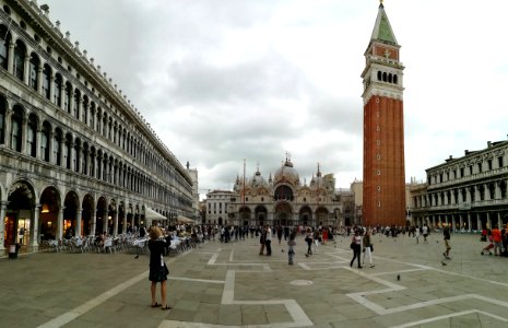 Exterior of St. Mark's Basilica 04