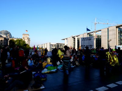 Extinction Rebellion blockade Marschallbrücke 2019-10-09 03