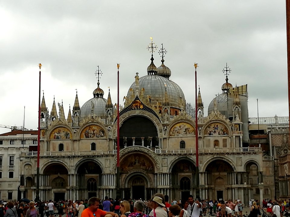 Exterior of St. Mark's Basilica 03