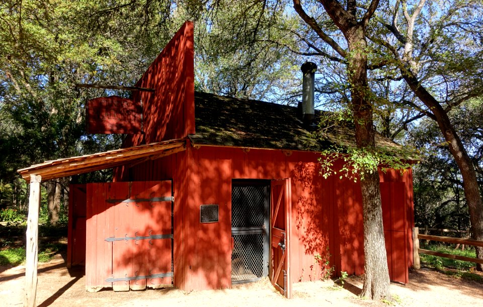Exterior - Swedish Blacksmith Shop - Zilker Botanical Garden - Austin, Texas - DSC08836