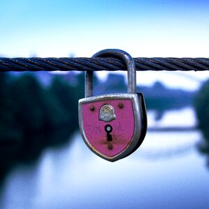 Love padlock connection photo