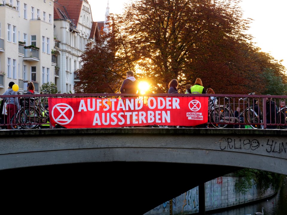 Extinction Rebellion blockade Kottbusser Brücke 2019-10-10 26