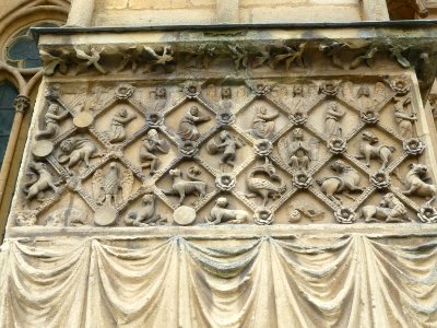 Exterior sculptures of Cathédrale Saint-Étienne de Metz 23