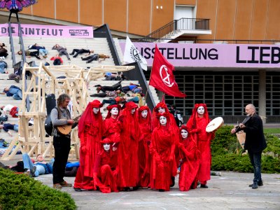 Extinction Rebellion action in front of Kongresshalle Berlin 31
