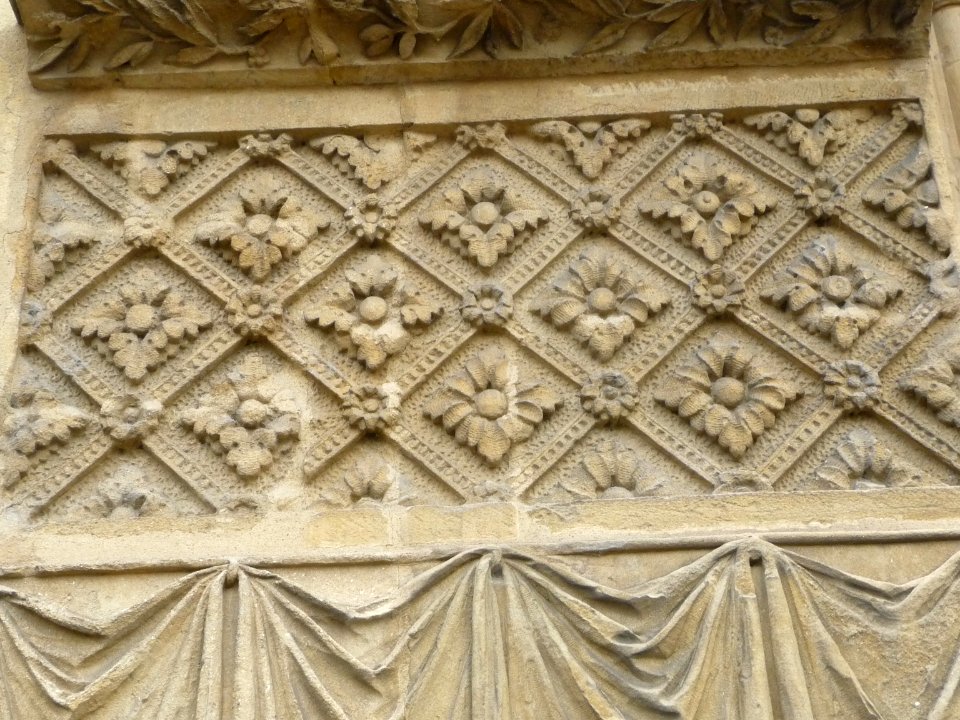 Exterior sculptures of Cathédrale Saint-Étienne de Metz 48