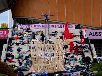Extinction Rebellion action in front of Kongresshalle Berlin 39