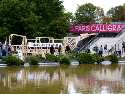 Extinction Rebellion action in front of Kongresshalle Berlin 02