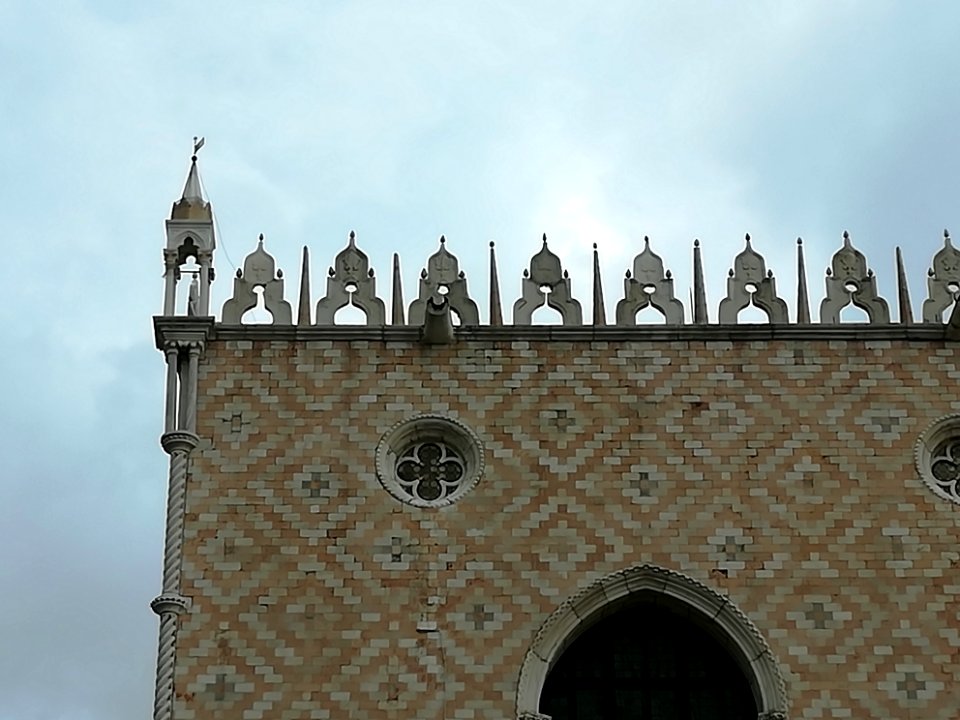 Exterior of St. Mark's Basilica 2017 05