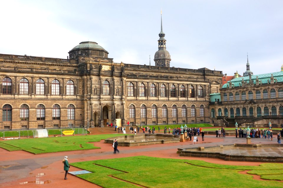Exterior - Mathematisch-Physikalischer Salon, Dresden - DSC08154