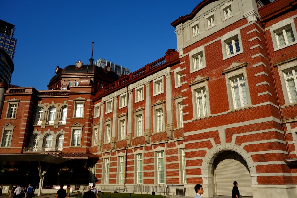 Exterior - Tokyo Station Marunouchi Building - DSC09850