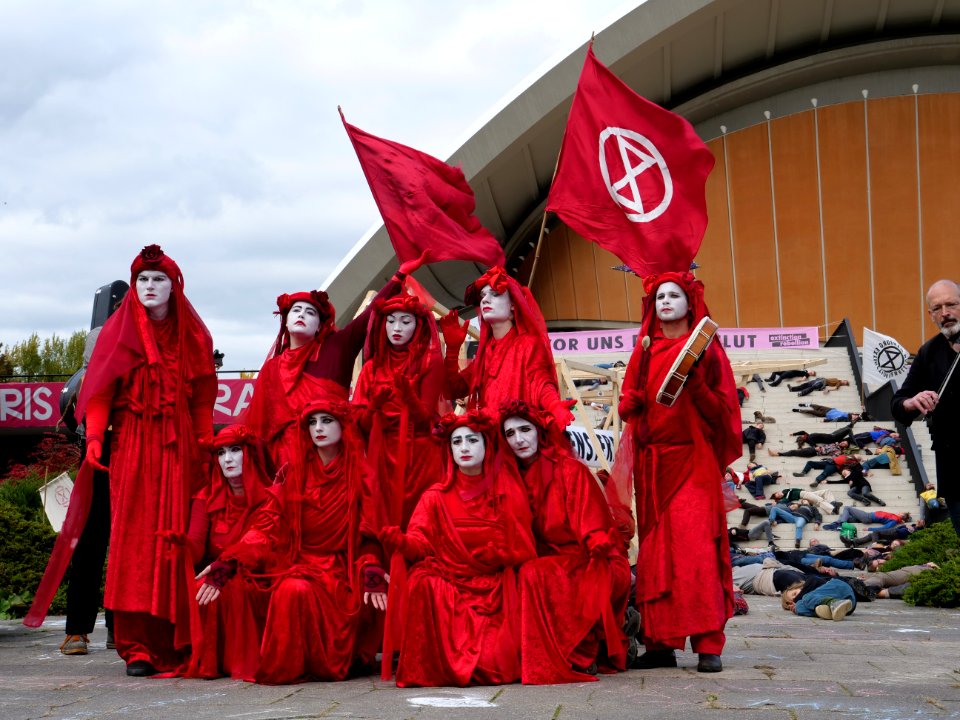 Extinction Rebellion action in front of Kongresshalle Berlin 25