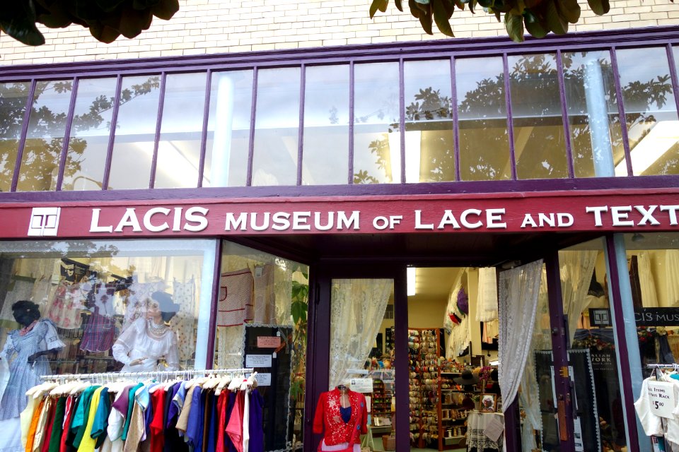 Exterior - Lacis Museum of Lace and Textiles - Berkeley, CA - DSC04586
