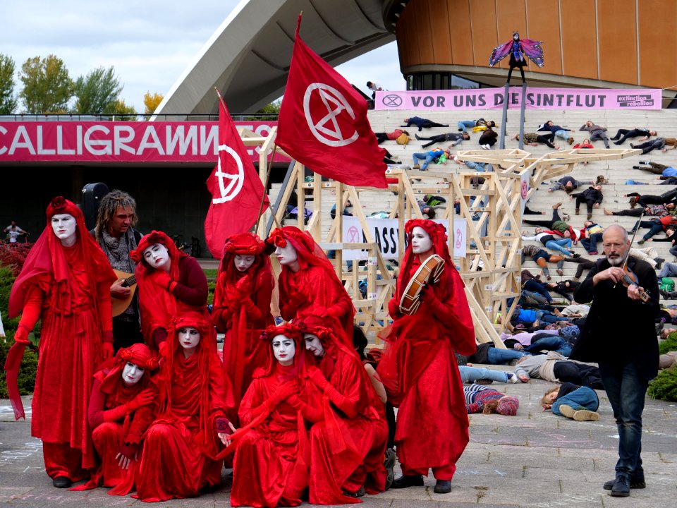 Extinction Rebellion action in front of Kongresshalle Berlin 30
