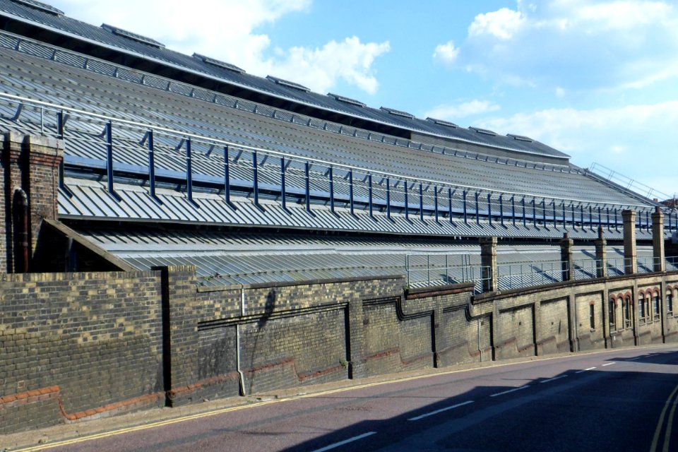 Exterior Brickwork of Brighton Railway Station facing Terminus Road (August 2013) (1)