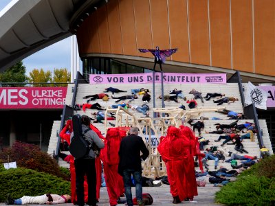 Extinction Rebellion action in front of Kongresshalle Berlin 21