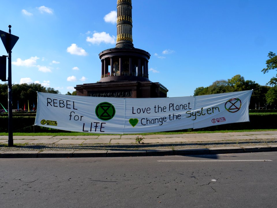 Extinction Rebellion blockade Großer Stern 2019-10-07 15