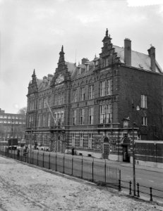 Exterieur Zeevaartschool Prins Hendrikkade Amsterdam, Bestanddeelnr 911-7170