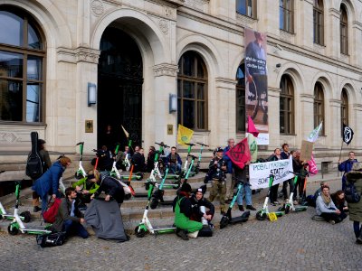 Extinction Rebellion blockade BMVI 2019-10-10 04