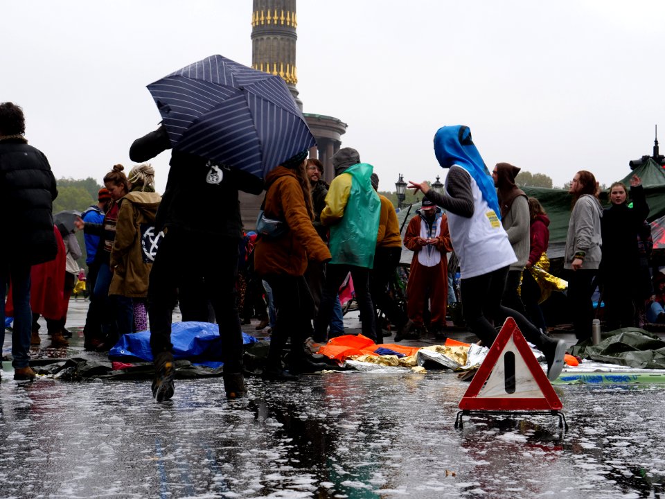 Extinction Rebellion blockade Großer Stern 2019-10-08 17