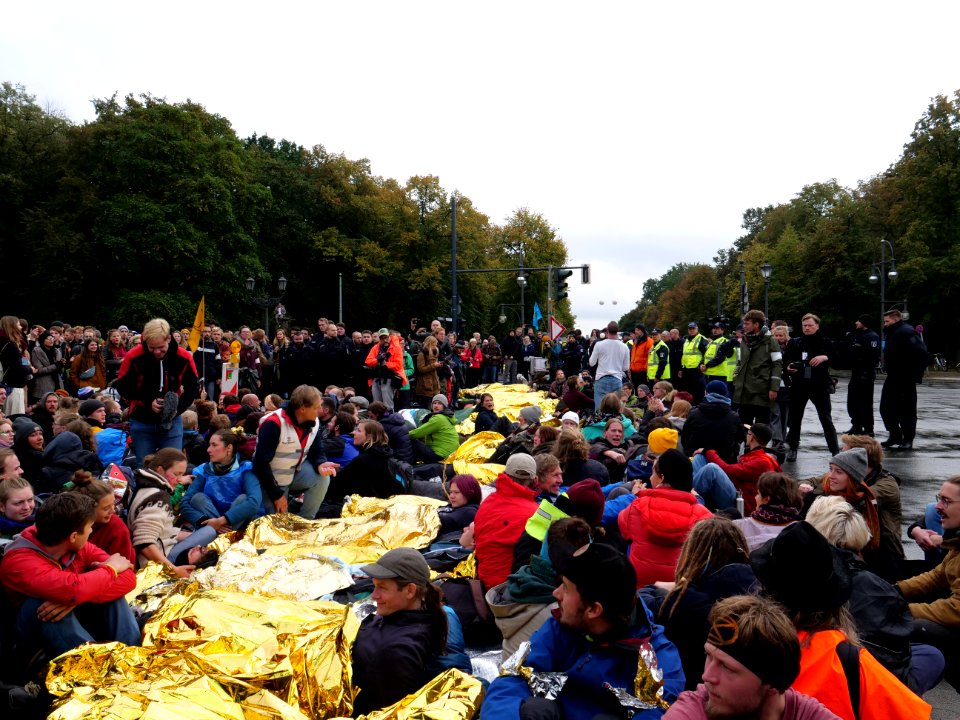 Extinction Rebellion blockade Großer Stern 2019-10-08 69