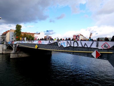 Extinction Rebellion blockade Marschallbrücke 2019-10-10 06