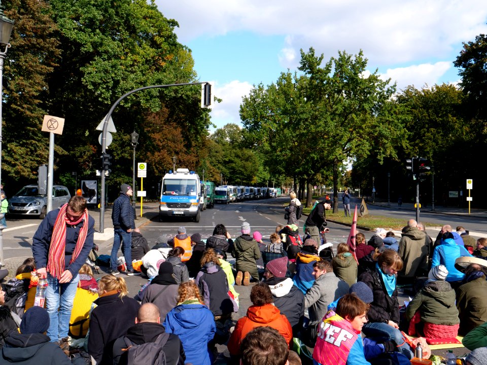 Extinction Rebellion blockade Großer Stern 2019-10-07 33