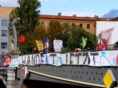 Extinction Rebellion blockade Marschallbrücke 2019-10-10 09