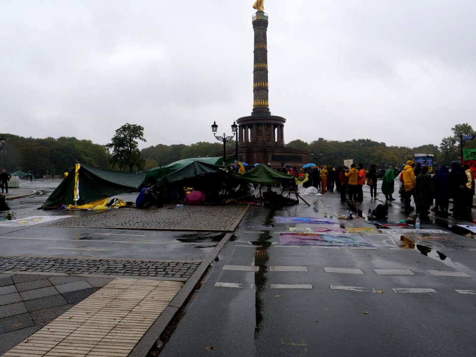 Extinction Rebellion blockade Großer Stern 2019-10-08 18