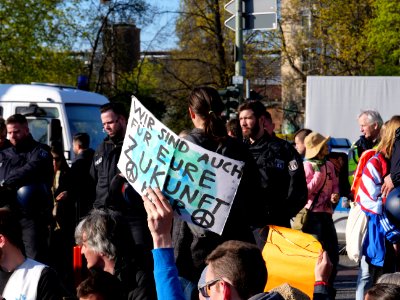 Extinction Rebellion blockade of the Oberbaumbrücke 48