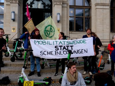 Extinction Rebellion blockade BMVI 2019-10-10 03